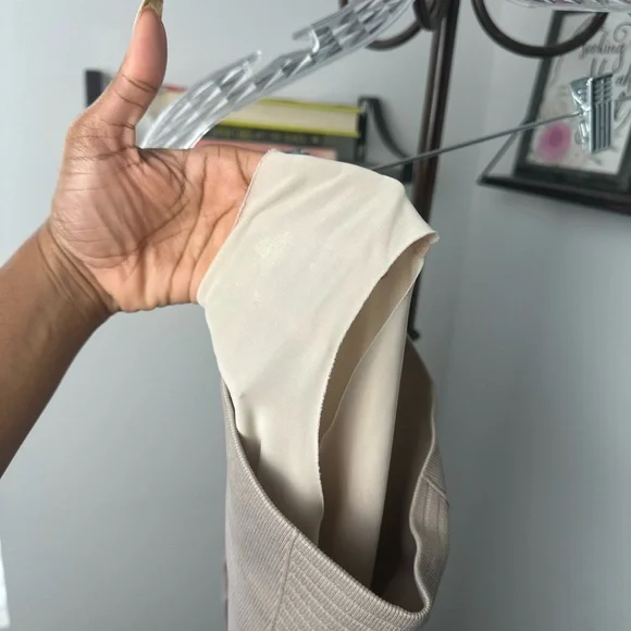 GYMSHARK energy leggings, 10 women’s size 4 no size tag no material tag - Picture 6 of 7